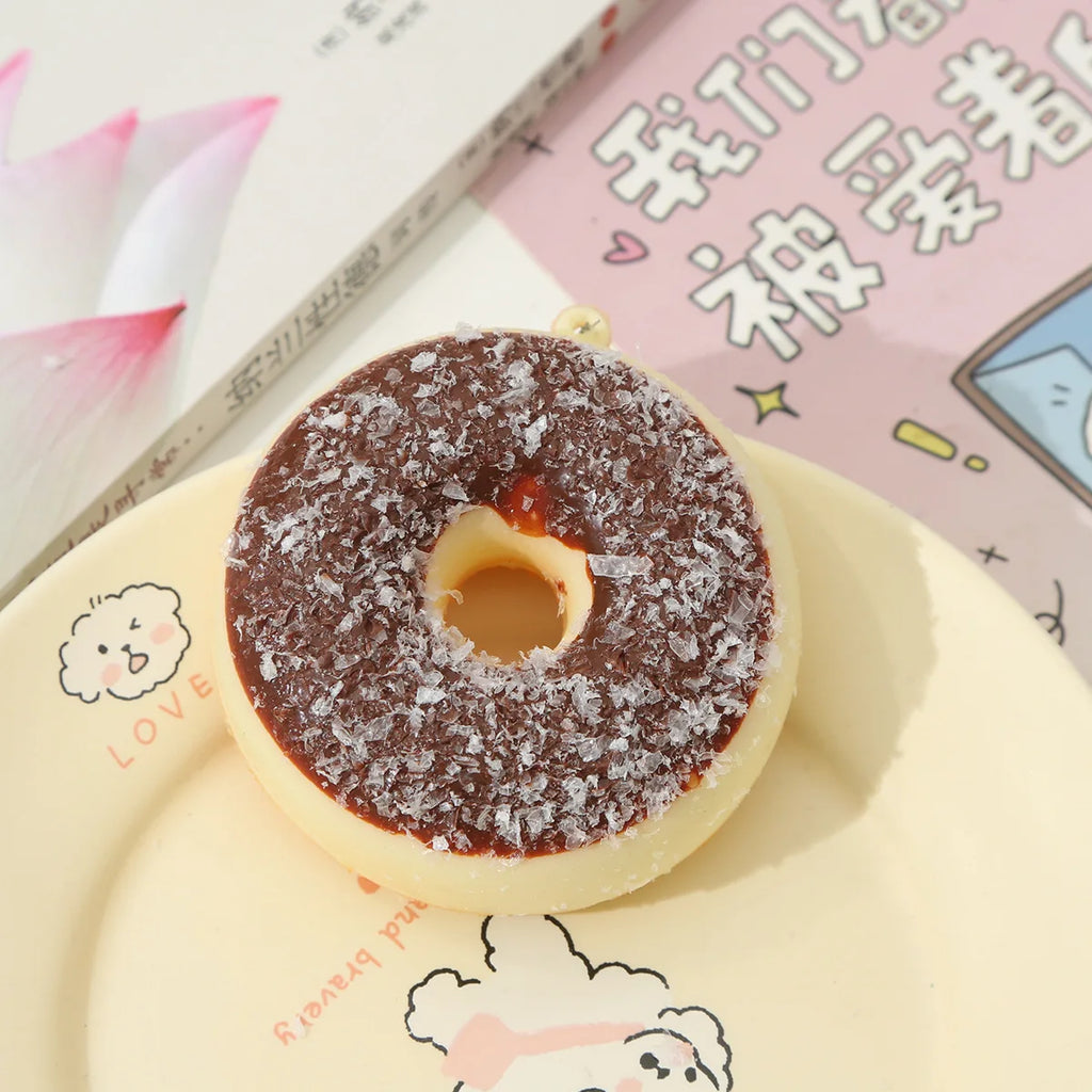 Squishy donuts anti-stress, plusieurs couleurs diponibles.